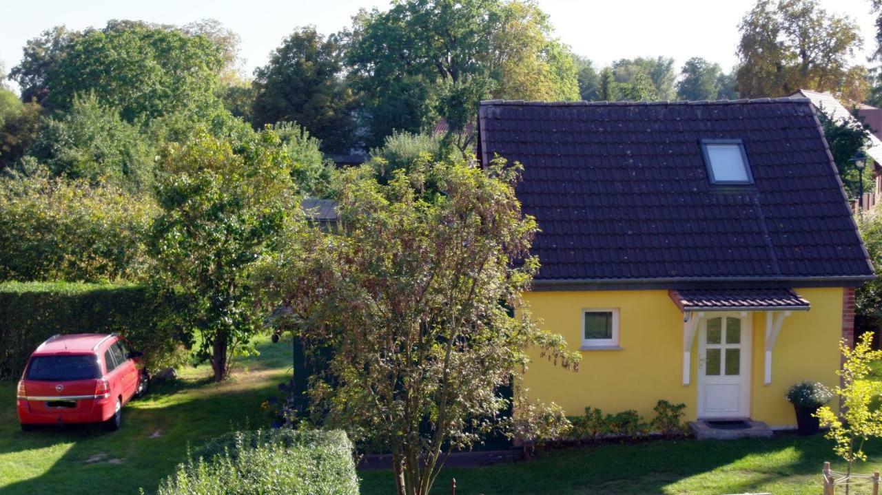 Gaestehaus A+C Bovet Wesenberg Buitenkant foto